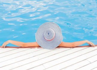 piscina 324x235 Home
