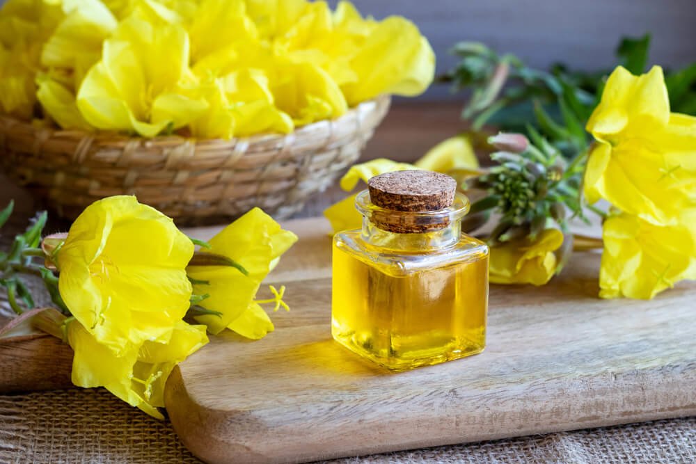 Flores y aceite de onagra 4 beneficios del aceite de onagra para la piel y el cabello